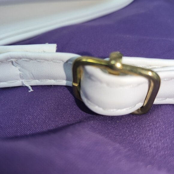 Lt Cream Colored Leather Handbag with Adjustable Crossbody Strap 8"X7" - Picture 6 of 7